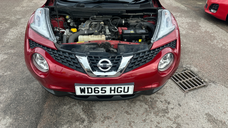 Nissan Juke 1.2 DiG-T N-Connecta 5dr Petrol Hatchback